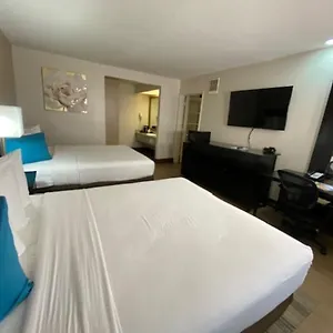 3* Hotel Stanford &